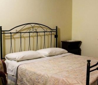 Deluxe Double Room (2 Adults + 1 Child)