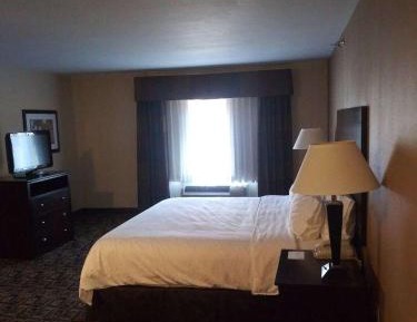 King Room - Mobility Access Tub - Non-Smoking