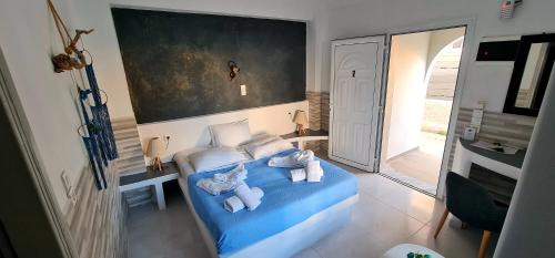 Double Room with Pool View