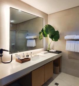 Oceanview Suite