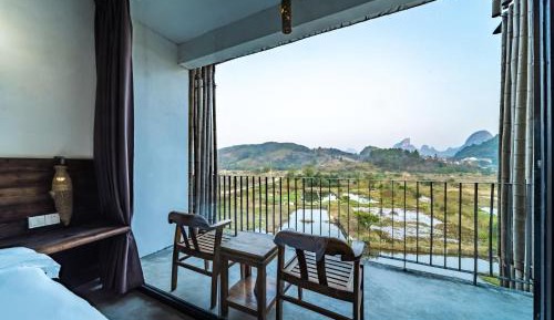 Double Room with View