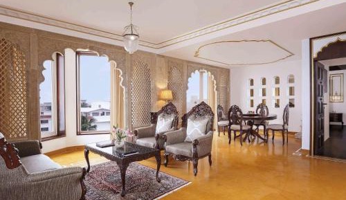 Royal Suite with One King Bed and Ocean View - Buffet Breakfast, Premier Lounge Access, Airport Transfer