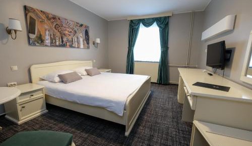 Classic Double or Twin Room