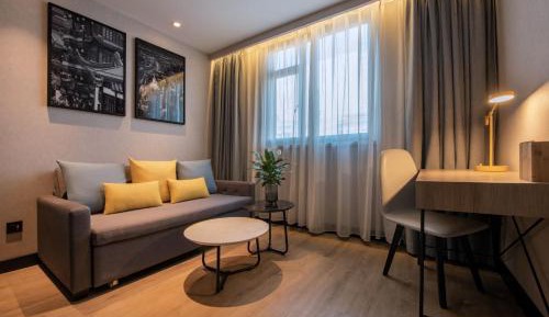 Premier Suite