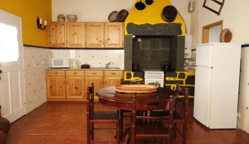 Three-Bedroom Apartment (6 Adults)