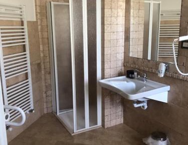 Single Room - Disability Access