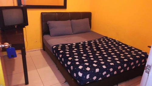 Double Room with Shared Toilet