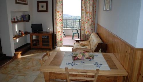 One-Bedroom Apartment with Terrace