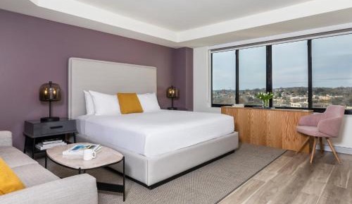 Premium 1 King Bed