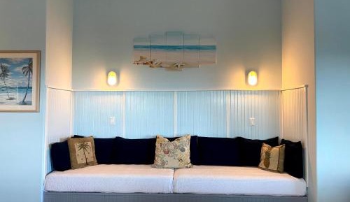 Hillside - Two Bedroom Villa - Ocean View