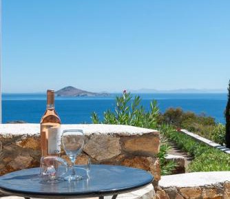 One-Bedroom Apartment with Sea View and Terrace