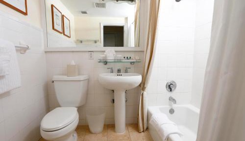Double Room with Bay View and Balcony