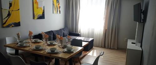 Three-Bedroom Apartment with Balcony