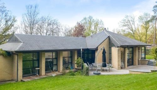 Six-Bedroom Villa 