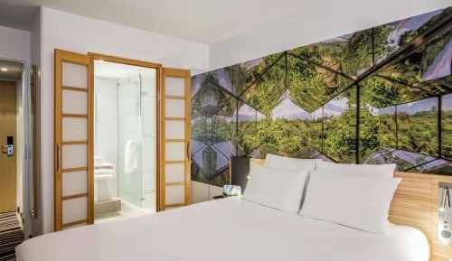 Superior Double Room with Sofa