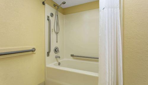 Deluxe Double Room with Two Double Beds - Non-Smoking