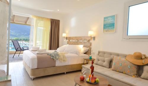 Studio with Sea View