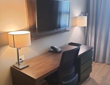 King Room - Disability Access Tub/Non-Smoking