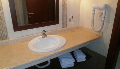 Triple Room with Hot Tub