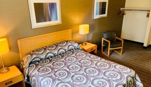 Classic Quadruple Room