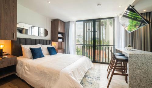 Studio Apartment