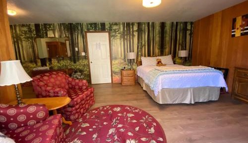 Queen Room with Garden View