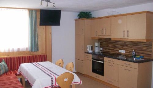One Bedroom Apartment