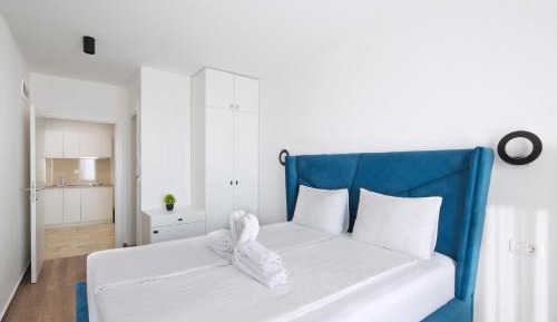 Studio Apartment with Sea View