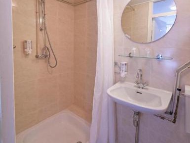 Single Room with Shower