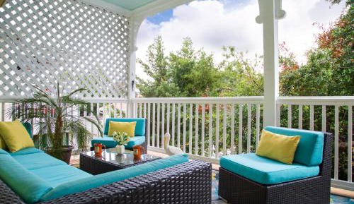 Queen Room - Magnolia Place