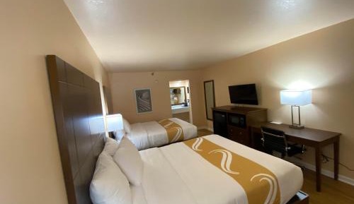 Queen Room with Two Queen Beds - Non-Smoking