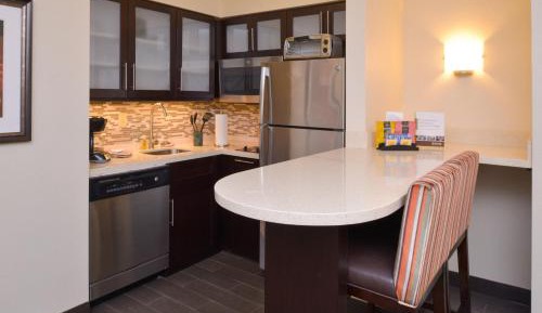 One-Bedroom King Suite