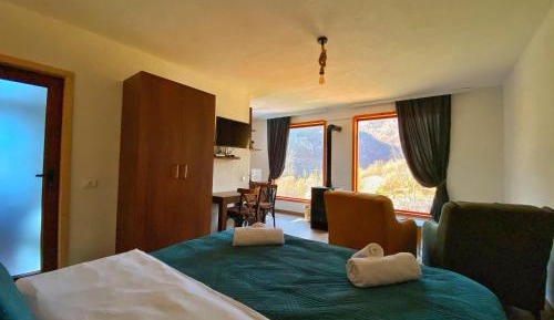 Superior Chalet