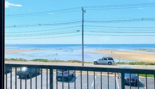 King Bay View Suite