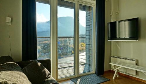 Apartment (2-4 Adults)