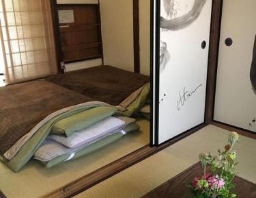 Economy Triple Room with Shared Bathroom