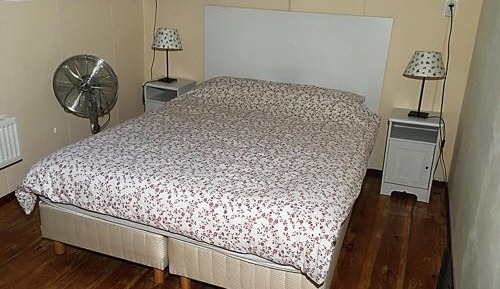 King Room with Private Bathroom