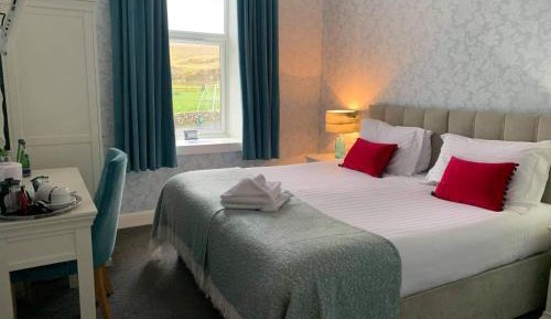 Double or Twin Room with Bathroom