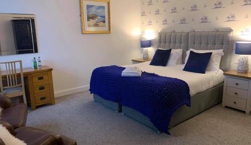 Deluxe Double or Twin Room with Sea View