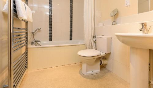 Executive Two-Bedroom Apartment Handleys Court