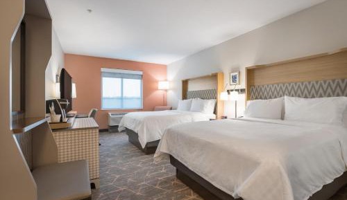 Standard Room with Two Queen Beds