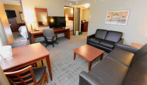 Two-Bedroom Suite
