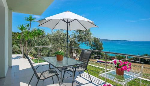 Studio with Sea View