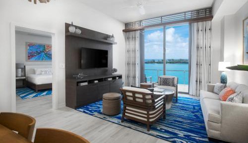 Oceanfront One Bedroom Residence 