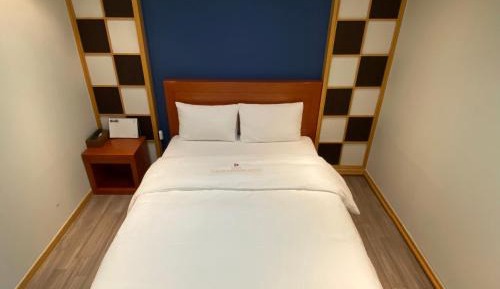 Standard Double Room with Shower