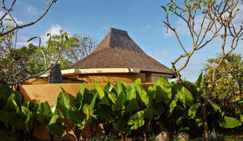 One-Bedroom Villa with Garden View and Free Shuttle to Canggu