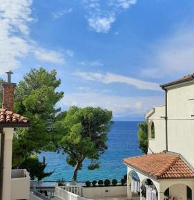 Apartment with Balcony with Sea View