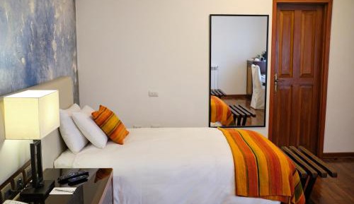 Standard Twin Room with Garden View