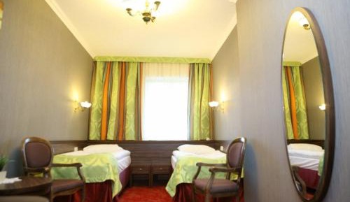 Classic Twin Room