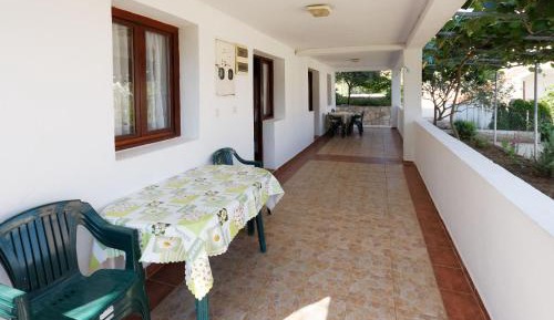 One-Bedroom Apartment with Patio and Sea View
